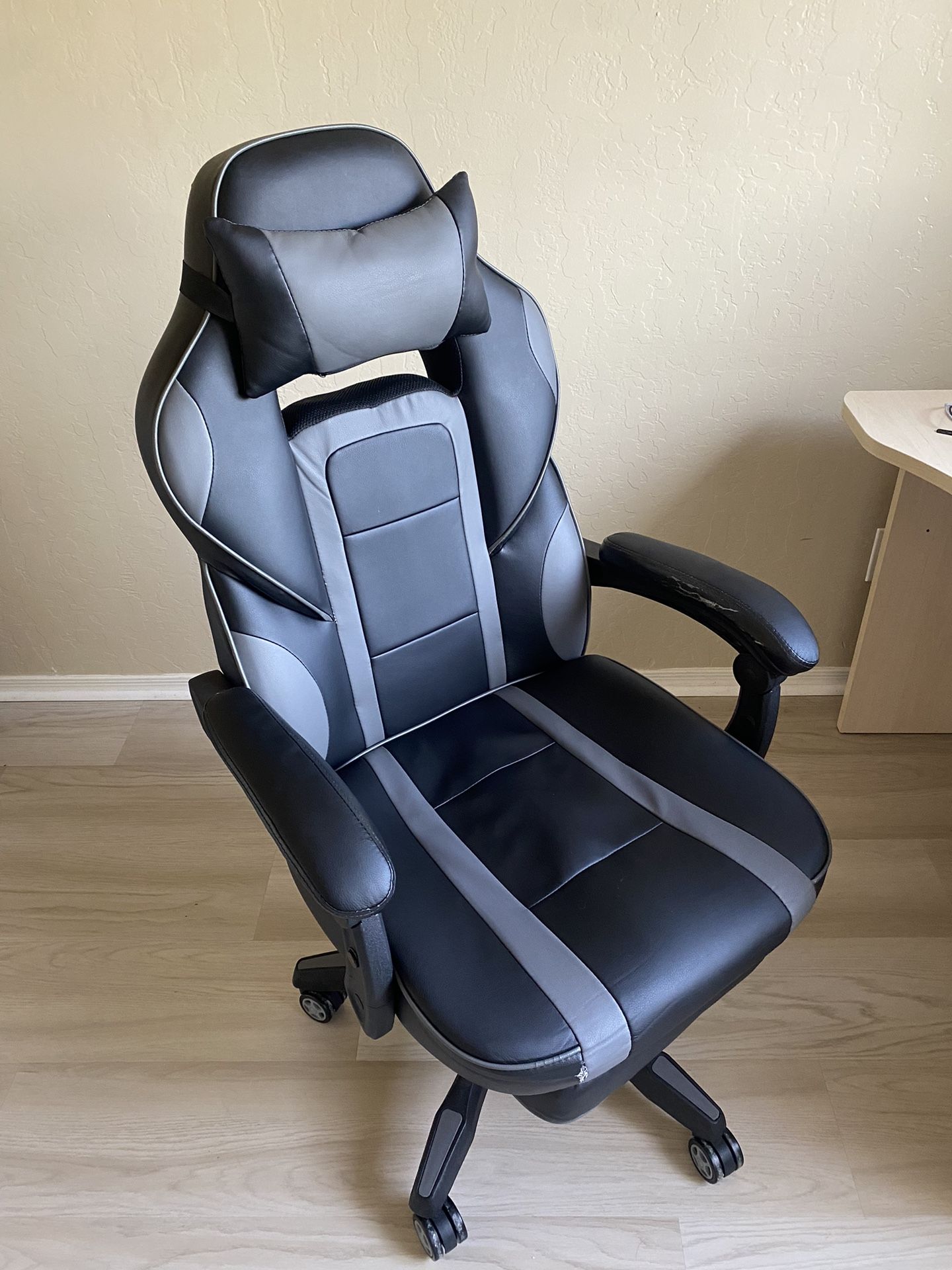 Gaming/office Chair