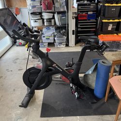Peloton Bike 