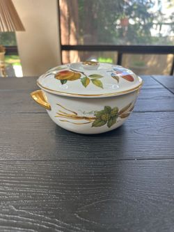 Vintage Royal Worcester, English Fine Porcelain Lidded Serving Dish with Fruit and Vegetable Pattern