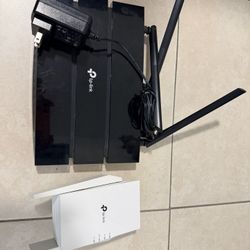 TP Link Combo (Router & Extender)