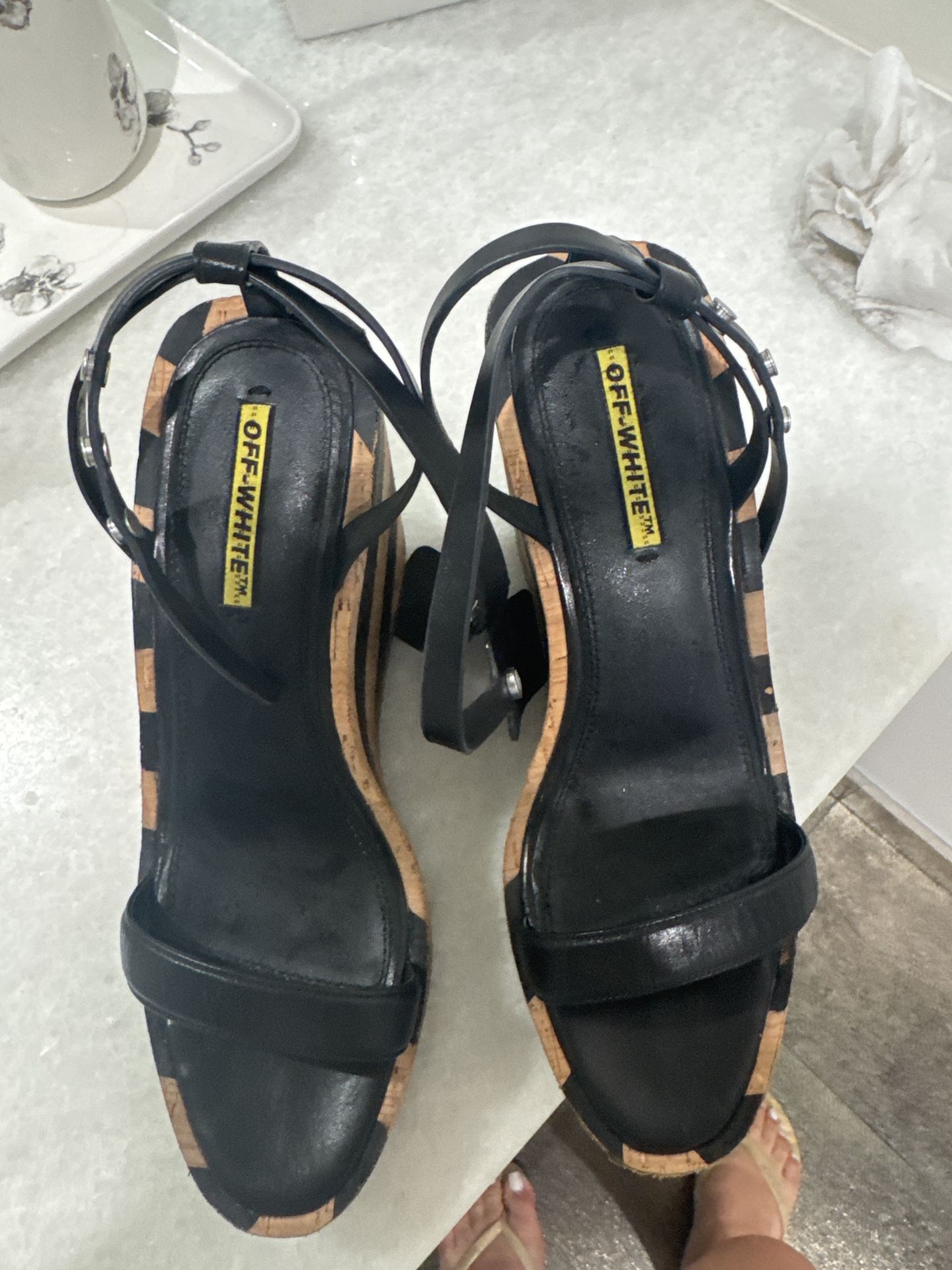 Off - White Wedge