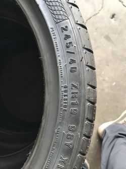 245/40/19 brand new 3 tire for sale