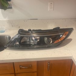 GENUINE OEM 2012-2015KIA OPTIMA HALOGEN HEADLIGHT (LEFT,DRIVER)