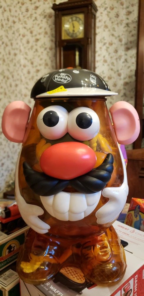 Deluxe Giant Pototo Heads