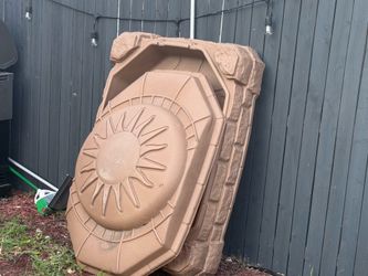 Sand box