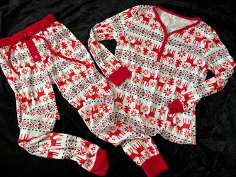 Holiday pajama sets for family