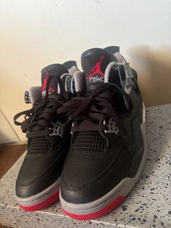 Jordan 4 size 10