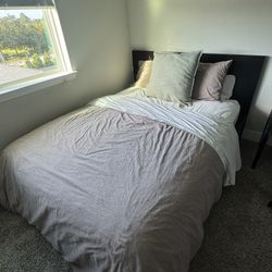 Bed Set/ Dresser/ Mattress 