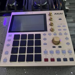 Akai Mpc One (Special Gold Edition)