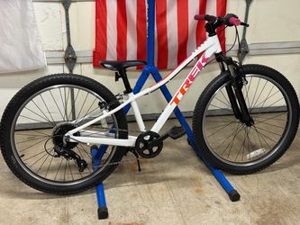 TREK Girl’s Bike - Like New