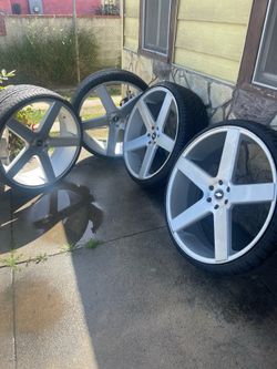 28 inch strata  rims with tires