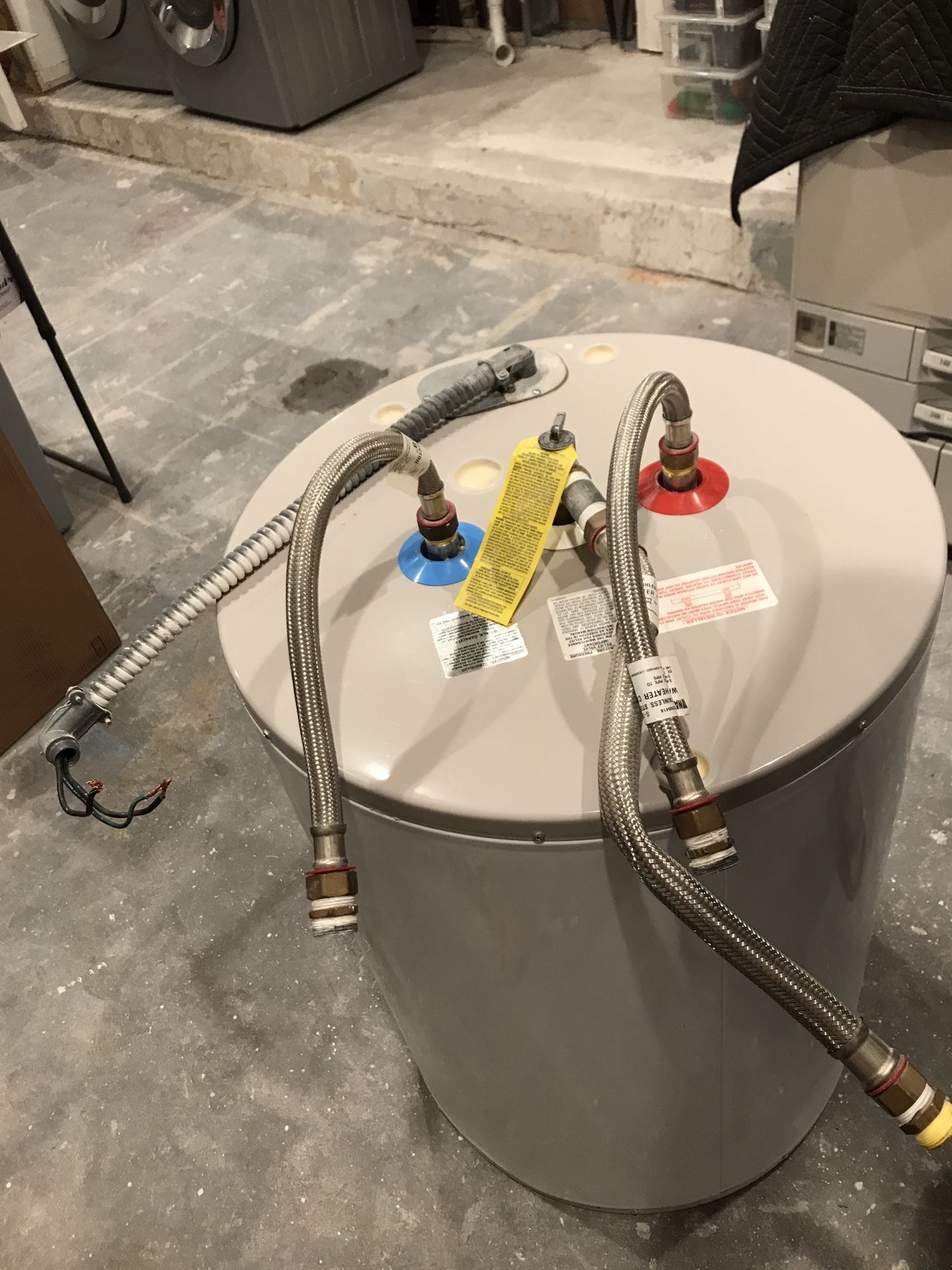 Reem GE 38 Galon Electric Water Heater GE38S06AAG for Sale in Pembroke  Pines, FL - OfferUp