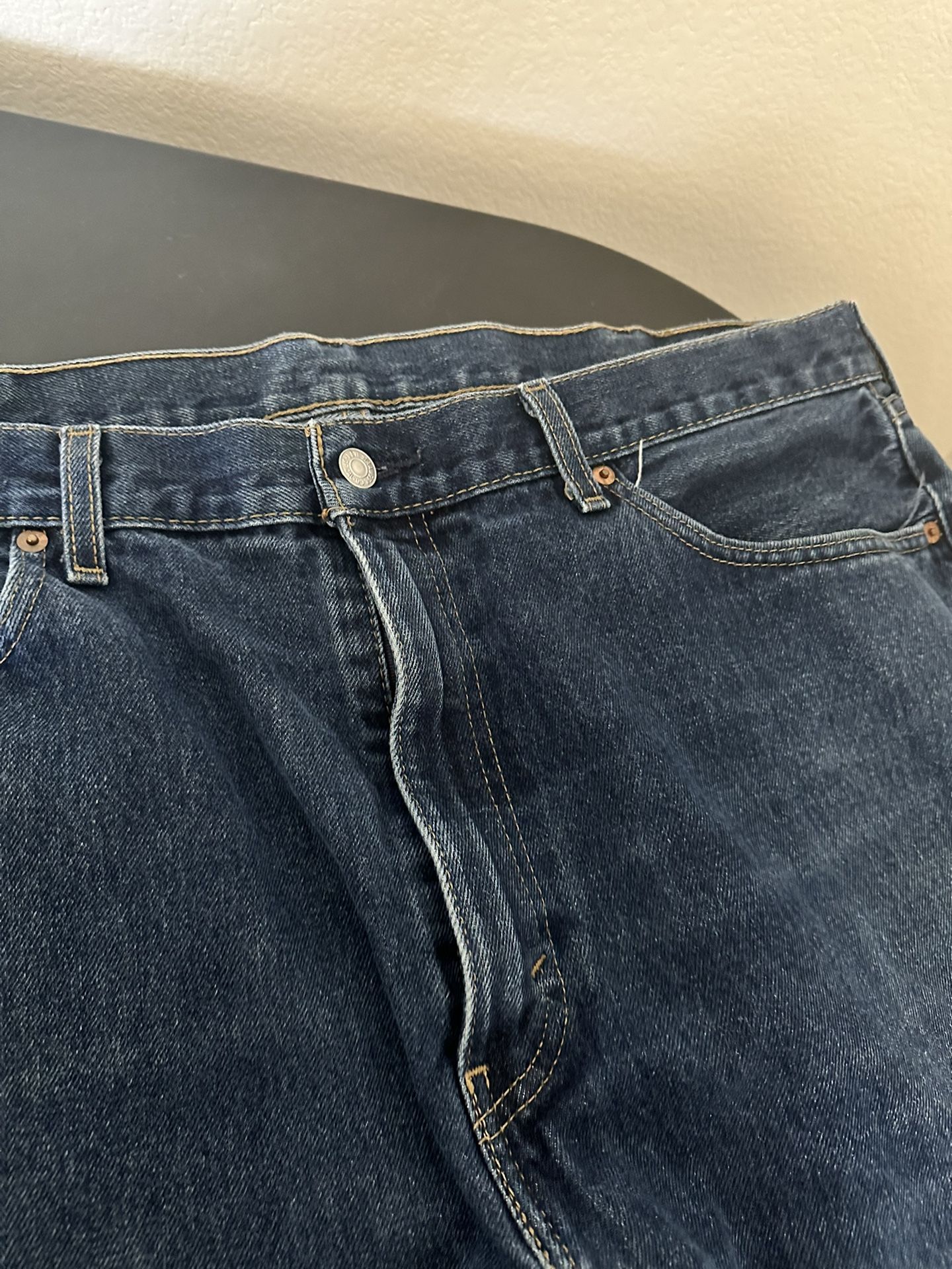 505 Men Levi W42 L30