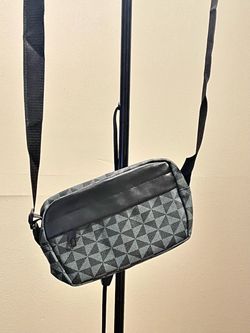 Geometric Checkered Crossbody Bag