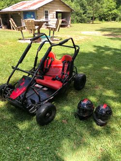 Coleman KT196 go cart with safety helmets