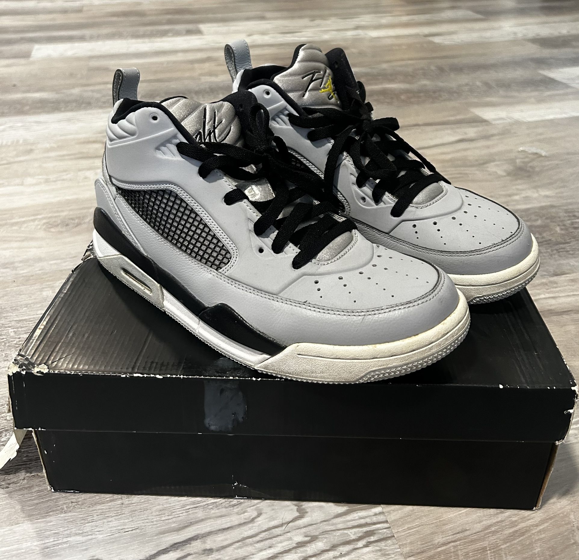 Jordan Flights Wolf Grey