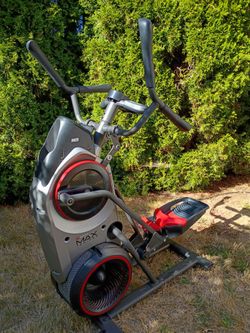 Bowflex max trainer M5 (Excellent condition) 225$