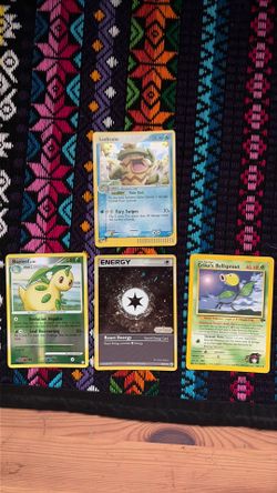 4 Pokémon cards