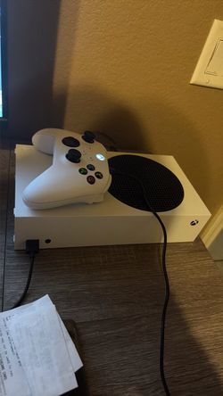 XBOX SERIES S STILL IN BRAND NEW CONDITION