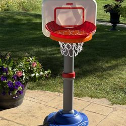Fisher-Price adjustable basketball hoop