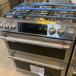 New Scratch And Dent GE Slide In Double Oven Dual Fuel 6 Months Warranty 