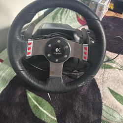 Logitech Driving Force GT Steering Wheel – No Pedals / No Cable