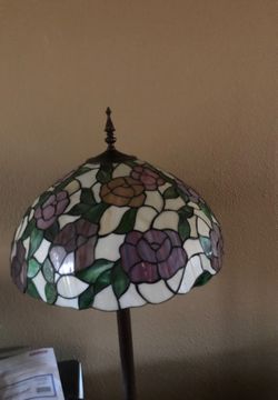 Lámpara alta para sala