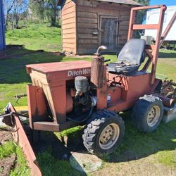 Ditchwitch Trencher