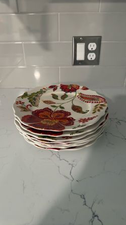 Plates/ 7