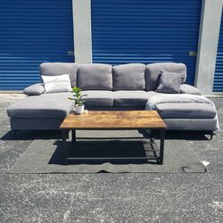 Like New Grey Sectional Couch Sofa (Delivery Available)