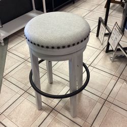 Valebeck Tall Swivel Stool