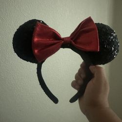 Disneyland minnie mouse ears