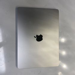 MacBook Air M2