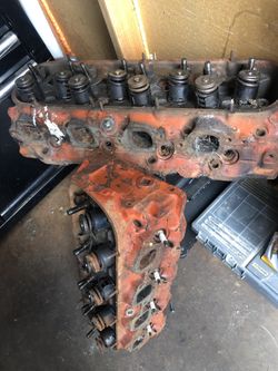 454 engine . For sale