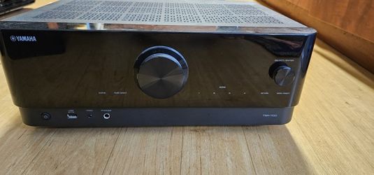 Yamaha Receiver TSR 700