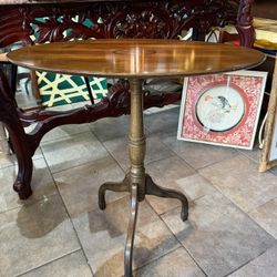 Antique Beautiful Table 25 Wide 14 Feet 27 Tall