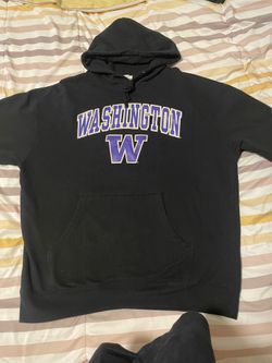 UW Huskies Black Hoodie - XL great condition.