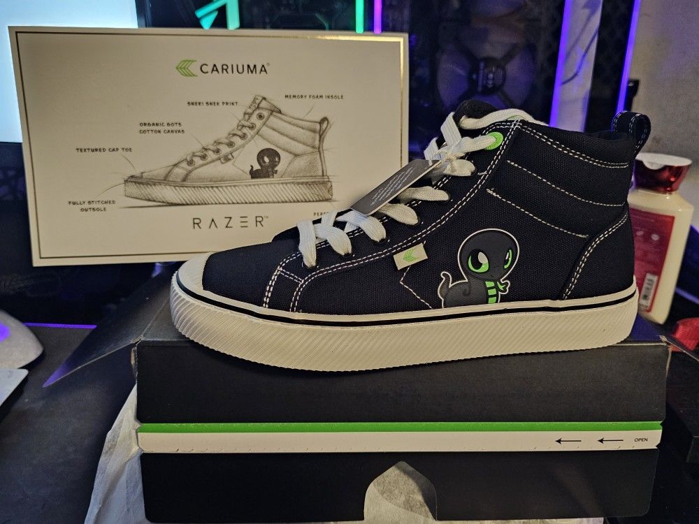 Razer Cariuma Womans Shoes