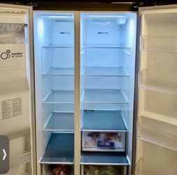 LG 27 cu. ft. Side-by-Side Refrigerator