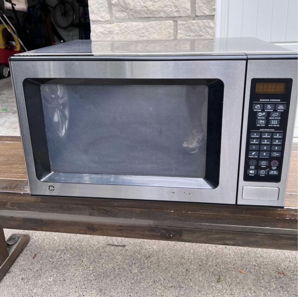 GE Stainless Countertop Microwave