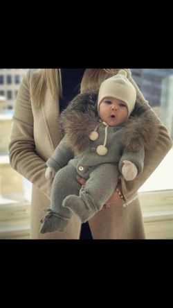 Alguien que venda de estos trajes oh me pueda decir donde encontrar