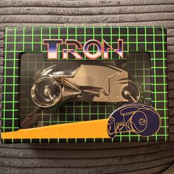 TRON Han Cholo Belt Buckle ⚡