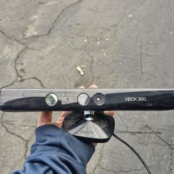 Authentic Microsoft Xbox 360 Black Kinect Sensor Bar