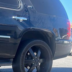 Chevy 24” Rims Trade Or Sale 