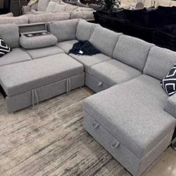 New Sleeper Sectional Sofa Couch with USB and Storage! Free Delivery 🚚!