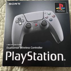 Playstation 5 30th Anniversary Controller