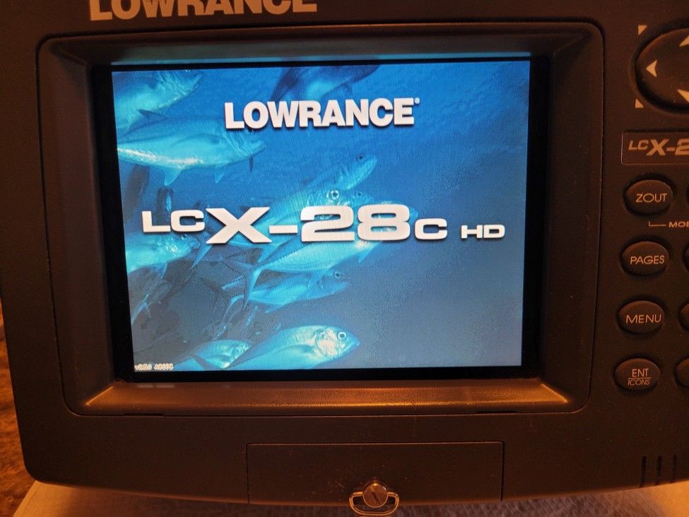 Lowrance LCX 28C HD FF/Chart Plotter