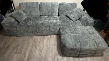 L Shaped Sectional