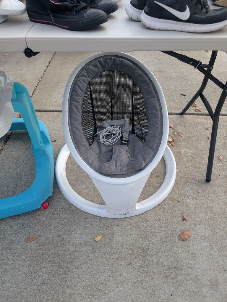 Munchkin Bluetooth Baby Swing Remote