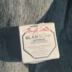 Marilyn Monroe GlamGlow SuperMud